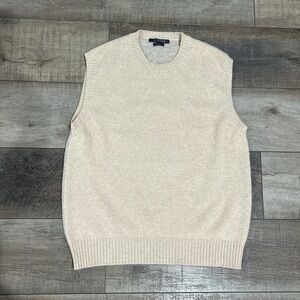 Begg & Co cashmere vest